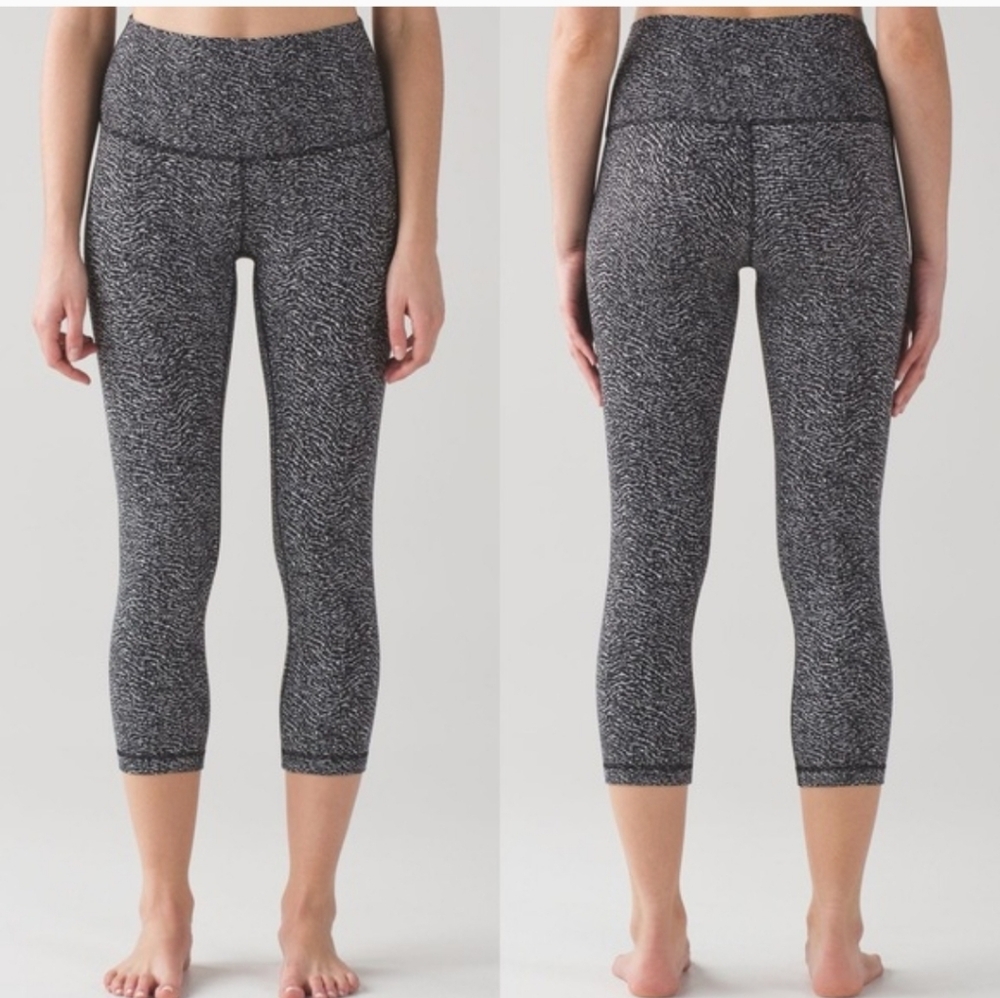Lululemon Wunder Train High-Rise Crop 21” Leggings Size 8 Black Gray Print